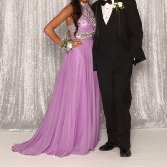 Sherri Hill Prom Dress - Picture 4 of 5